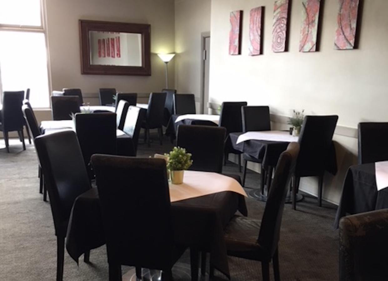 Commercial Hotel Motel Літґоу Екстер'єр фото